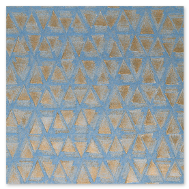 Patterned feature wall in a modern living room